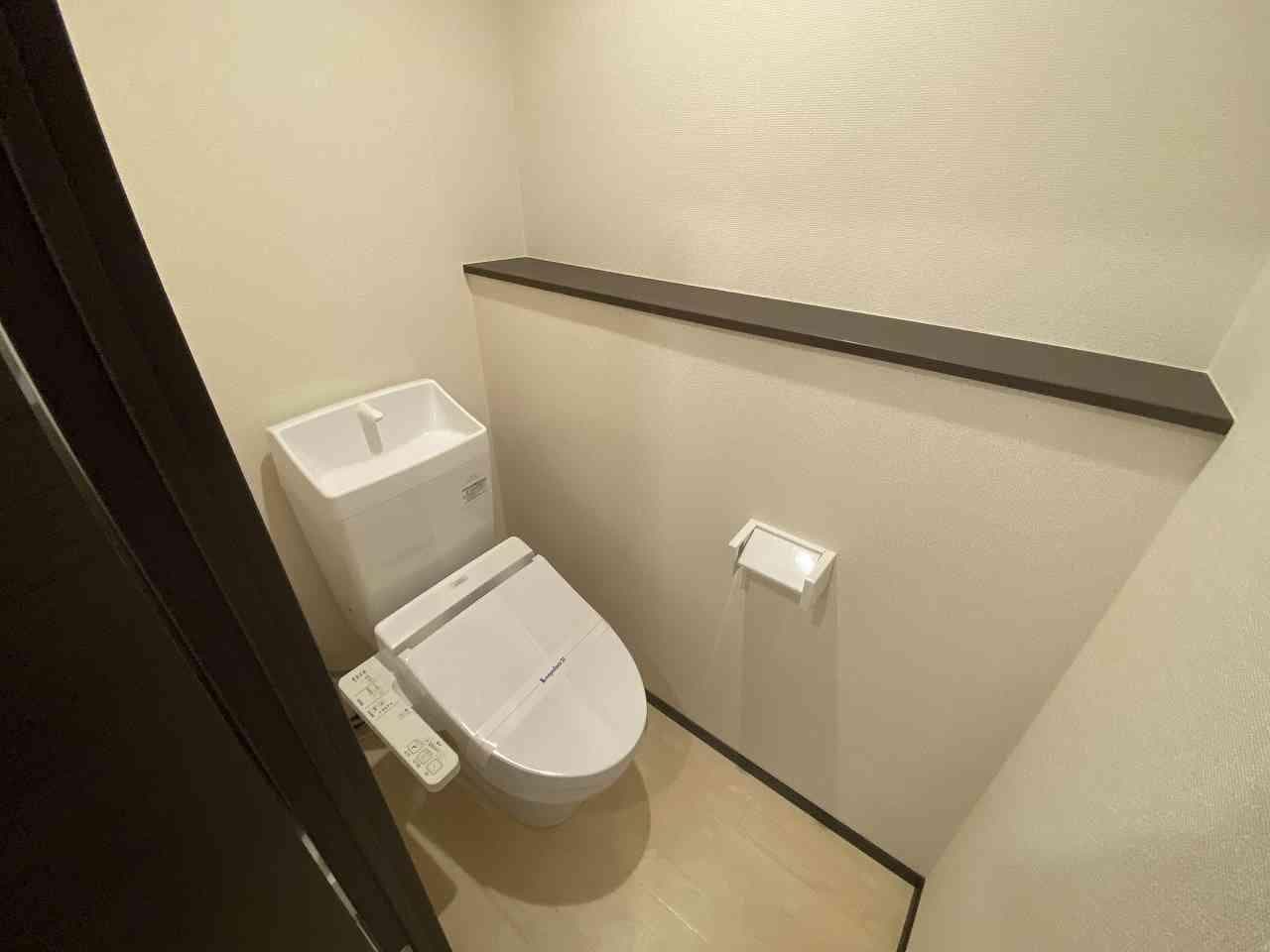 Room image 9