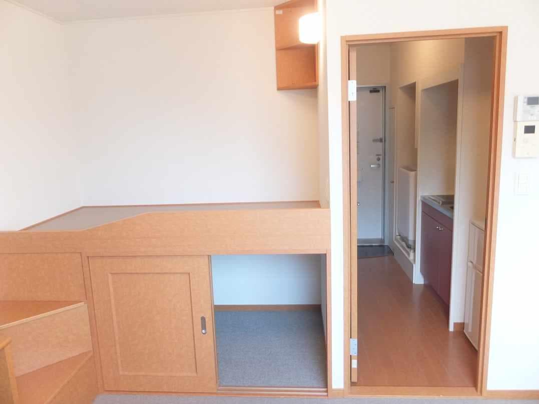 Room image 11