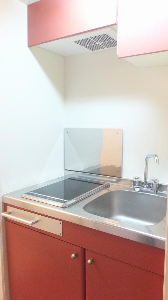 Room image 10
