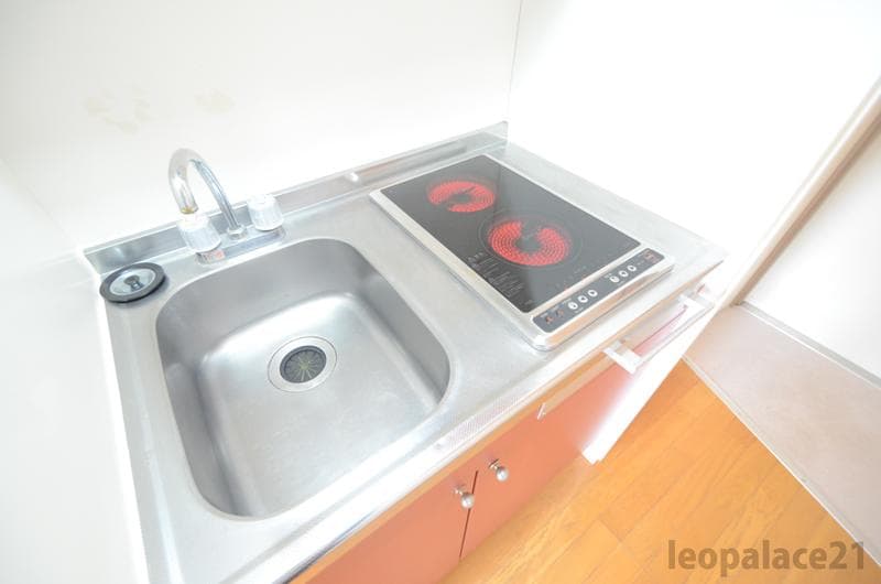Room image 12
