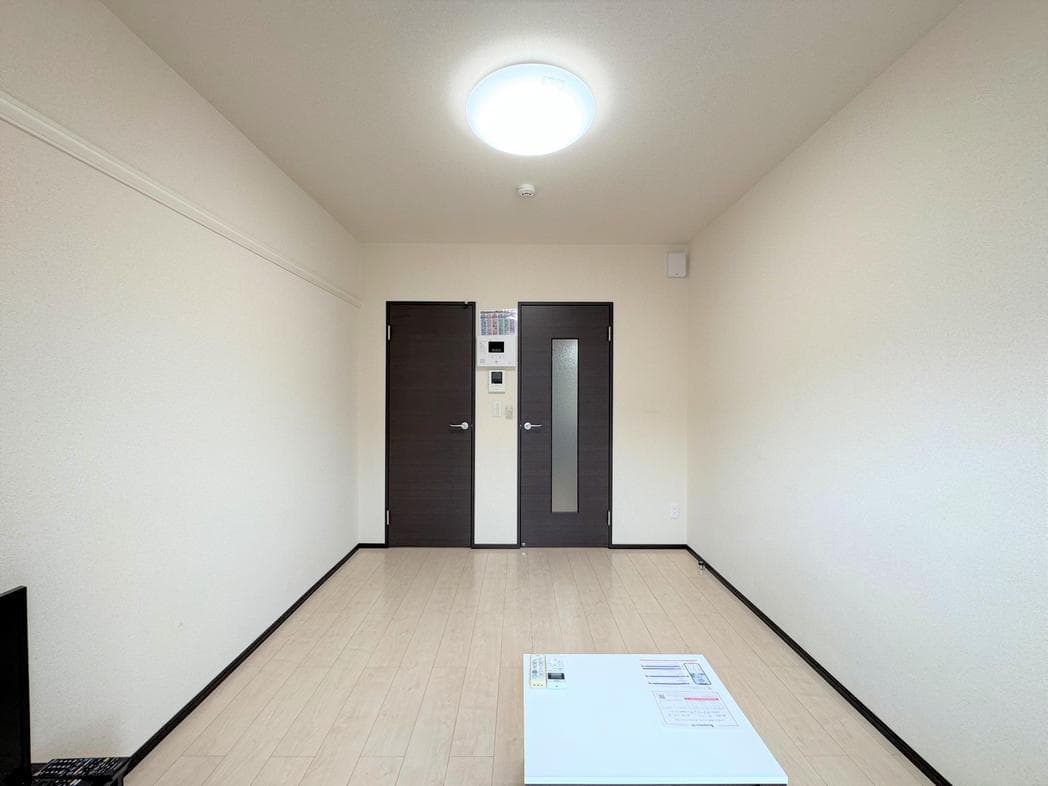 Room image 10