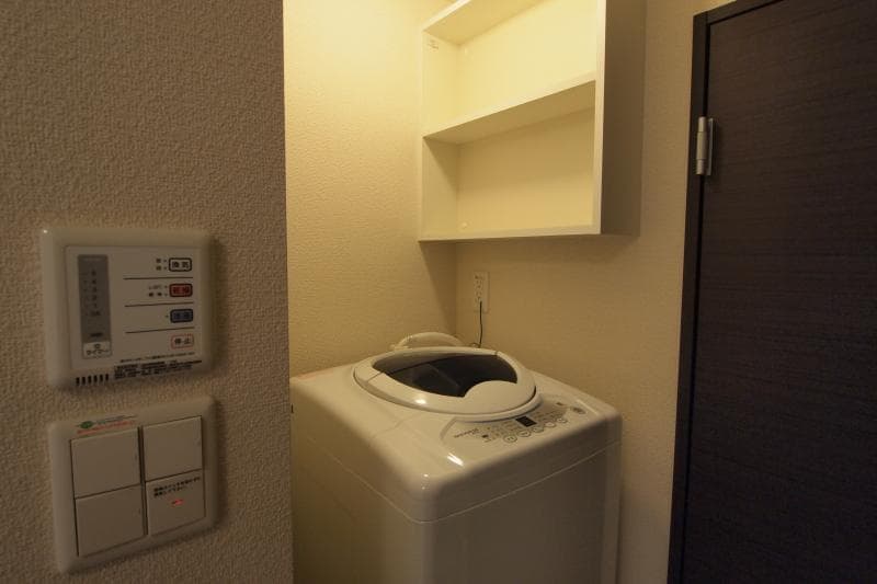 Room image 8