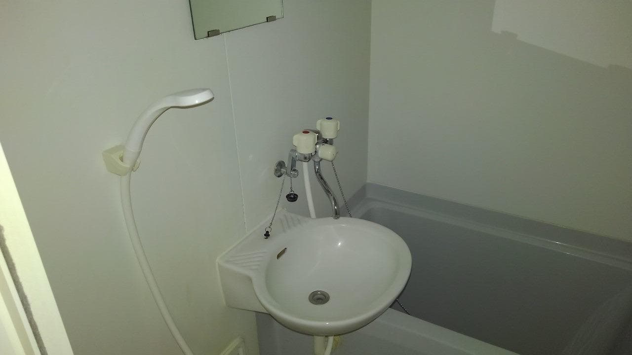 Room image 11