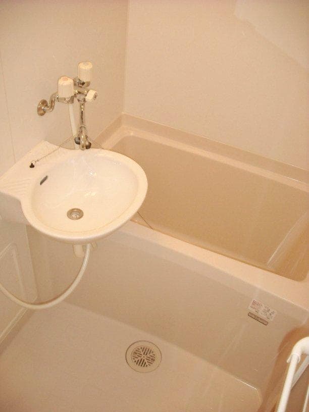 Room image 11