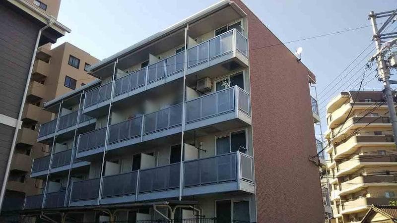 Main exterior of leopalace Yu