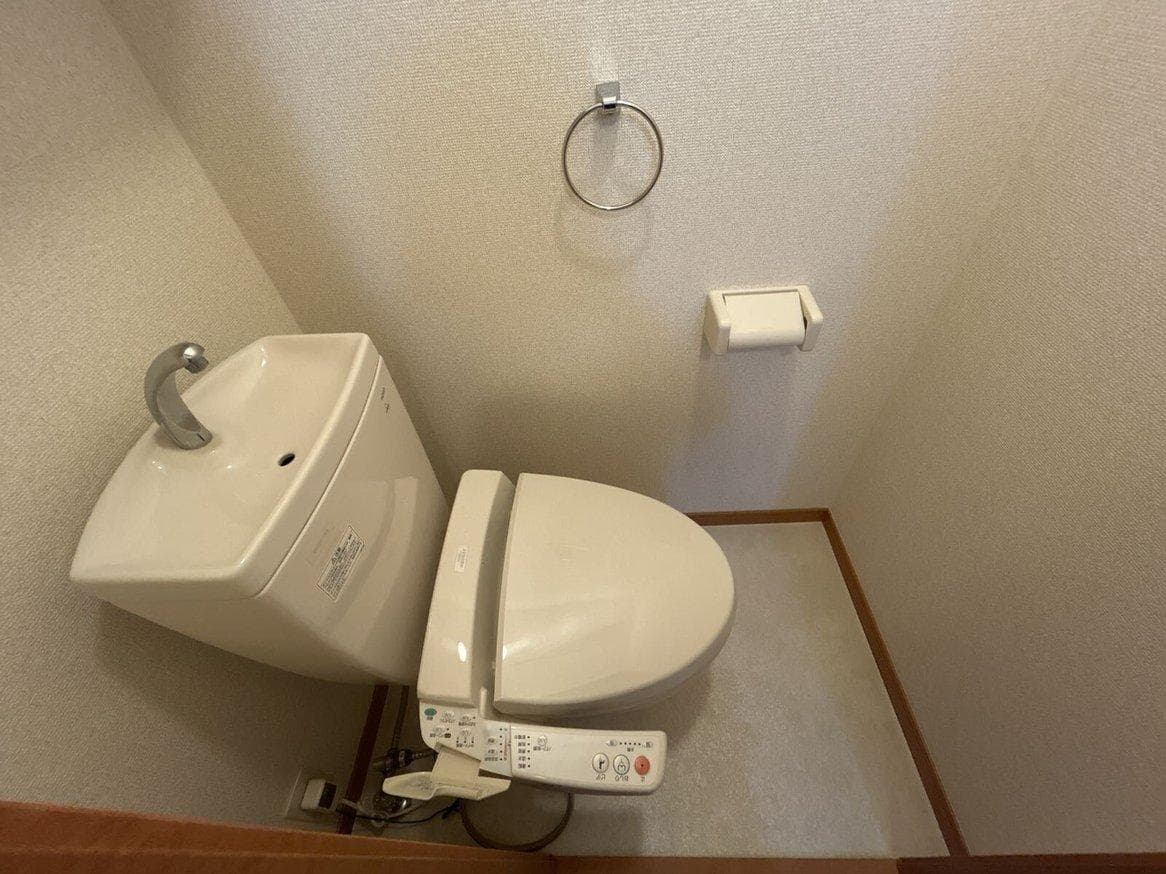 Room image 9