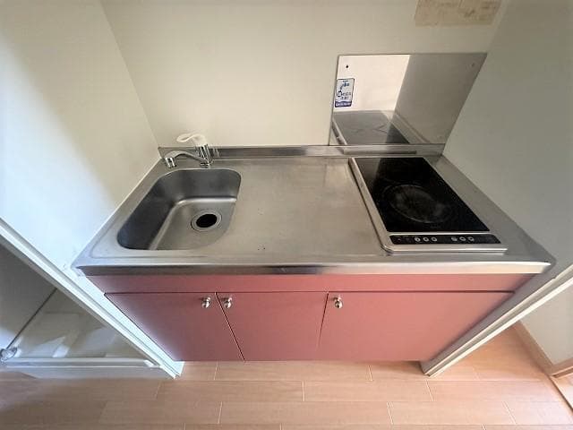 Room image 16