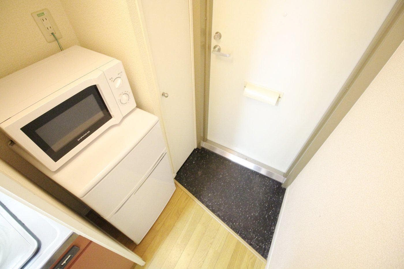 Room image 11