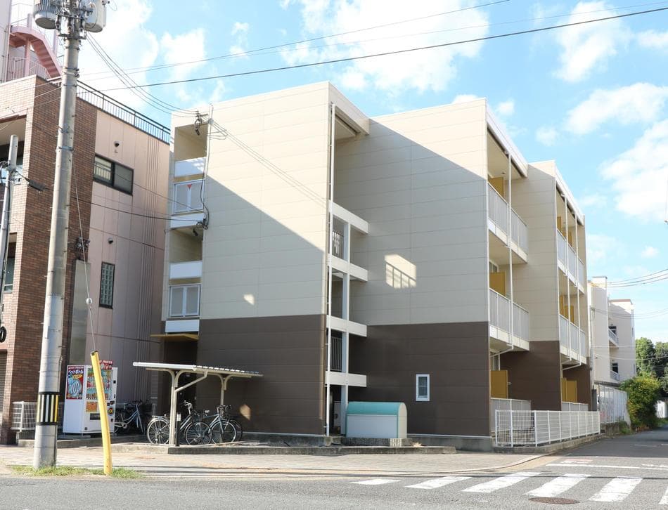 Main exterior of leopalace POLESTAR II