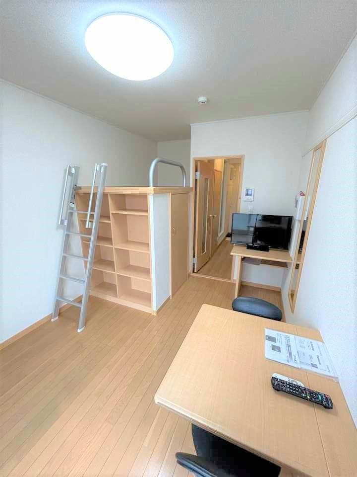 Preview interior of leopalace Iris Court