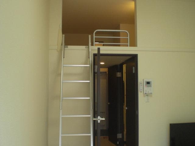 Room image 14