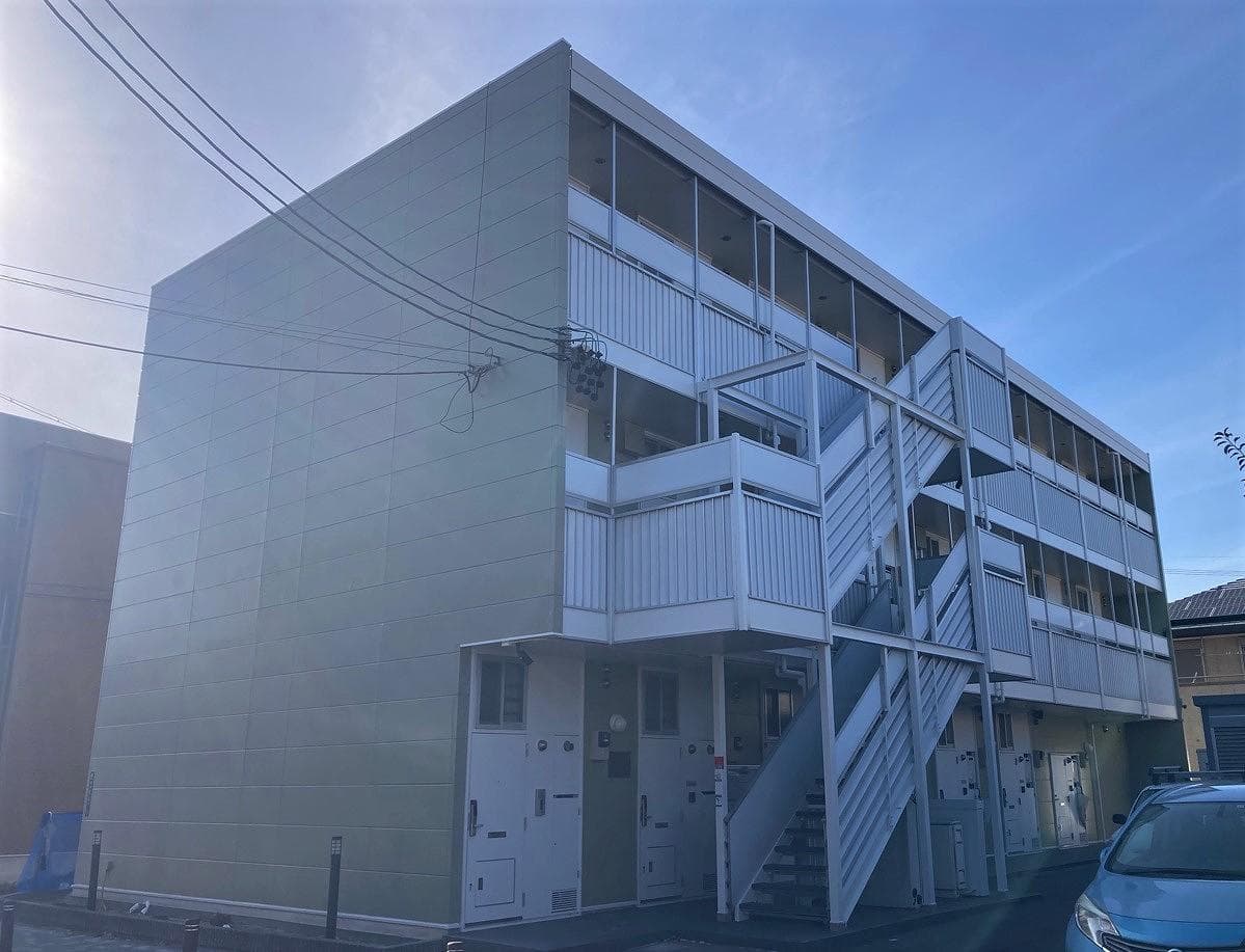 Main exterior of leopalace Wakamizu 3