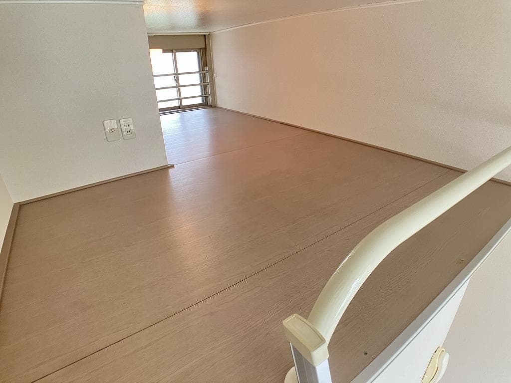 Room image 9