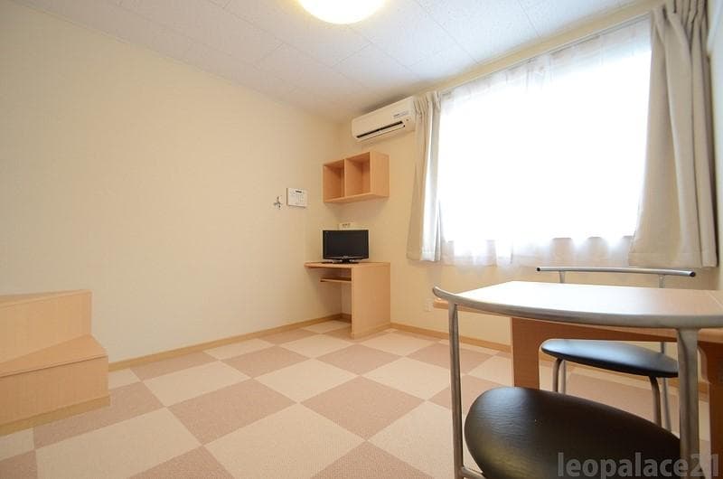 Preview interior of LEONEXT SHIKI