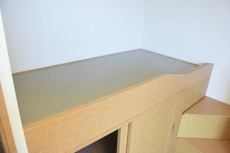 Room image 12