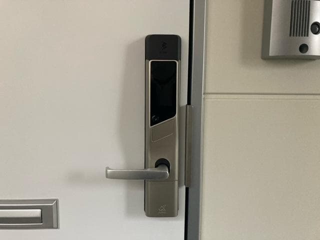 Room image 9
