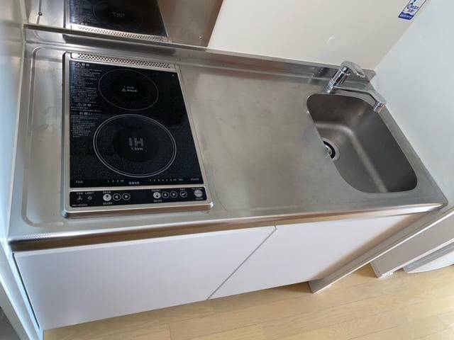 Room image 12