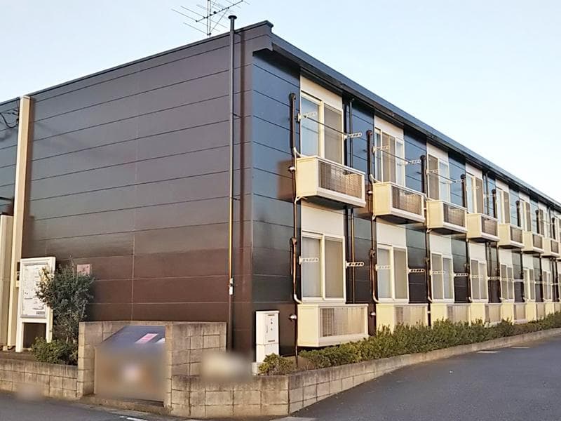 Main exterior of leopalace Tomikou