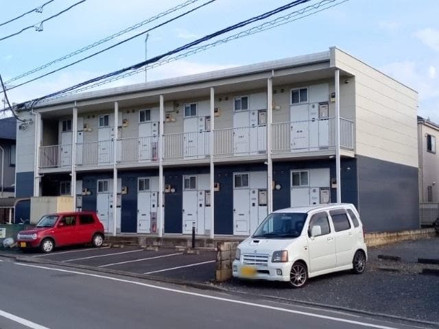 Main exterior of leopalace Acherry