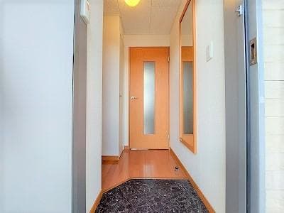 Room image 15