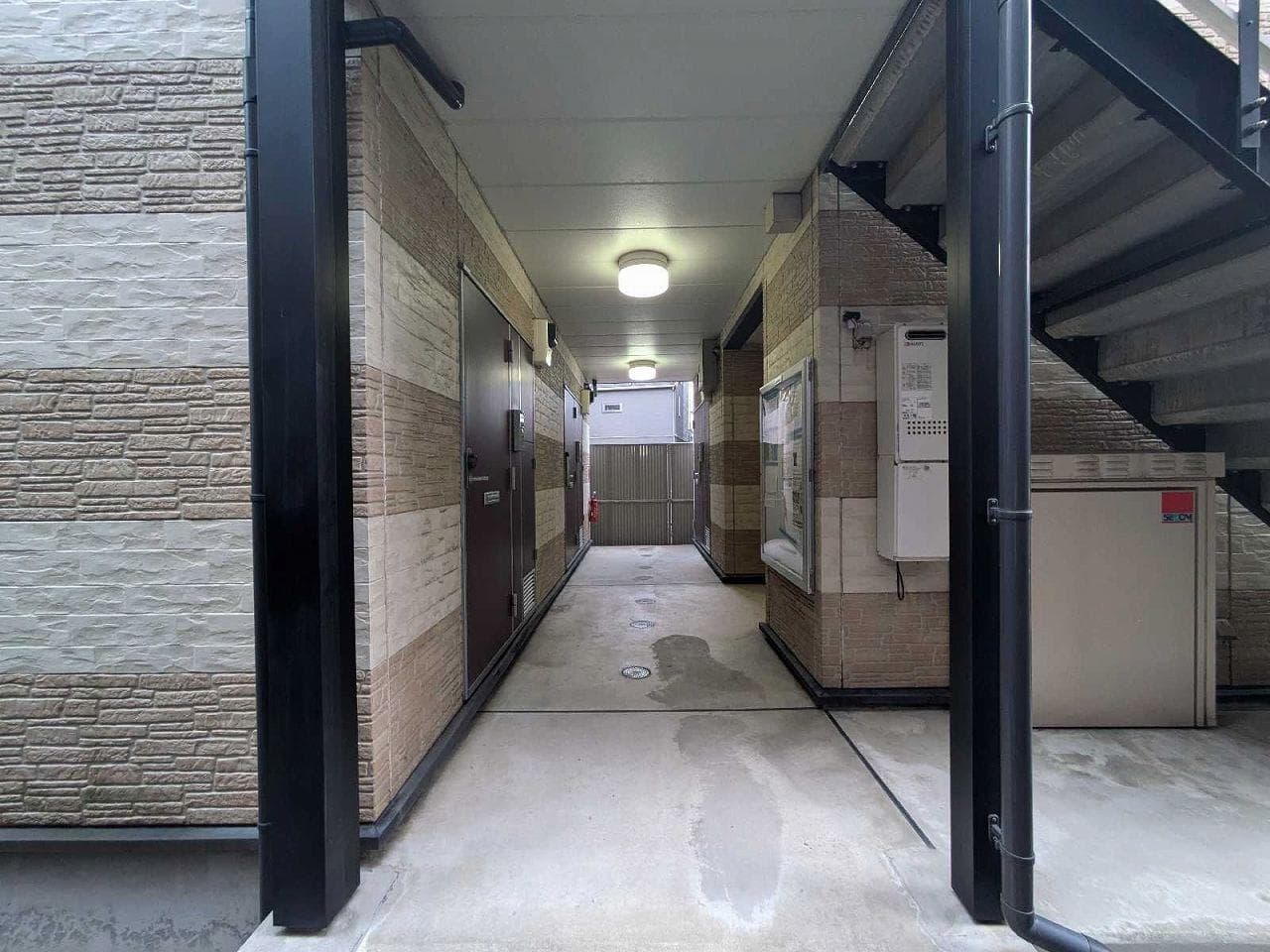 Room image 12