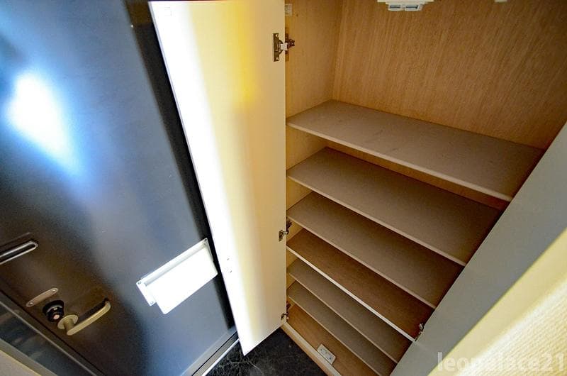 Room image 10