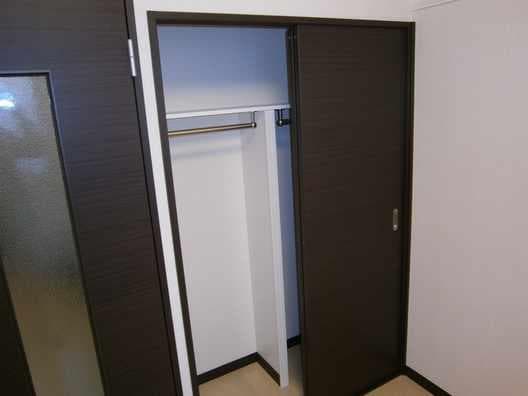 Room image 15