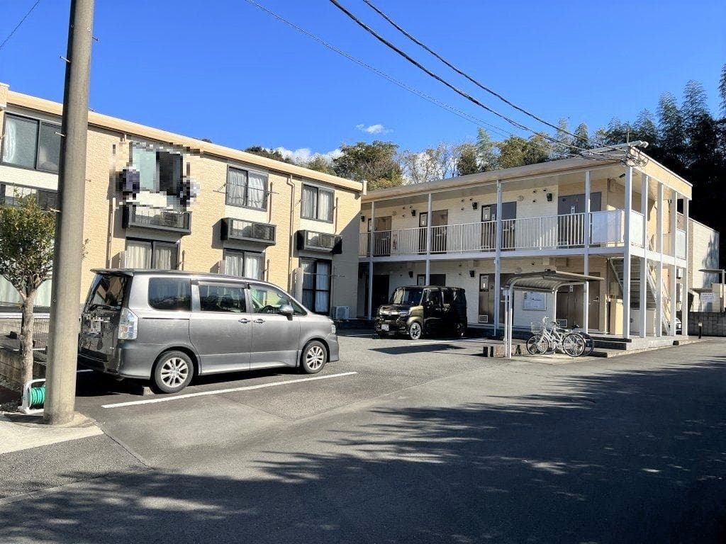 Main exterior of leopalace YAMAMOTO
