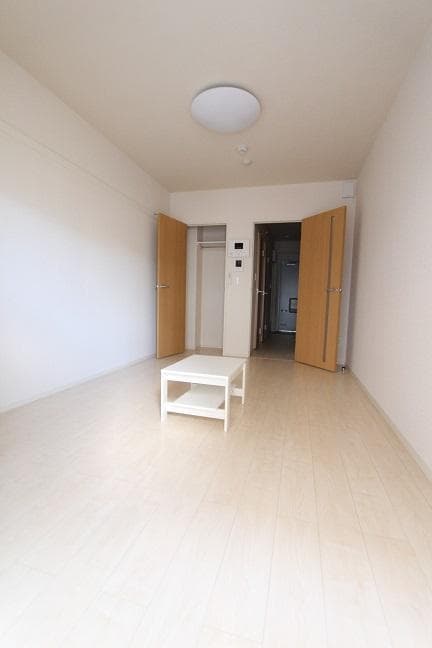 Preview interior of CLEINO Yashio