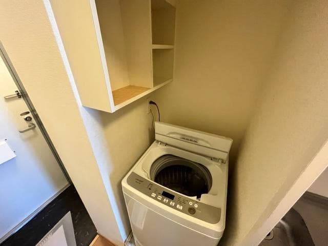 Room image 15