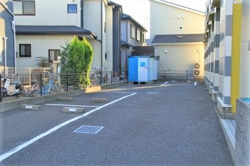 Room image 12