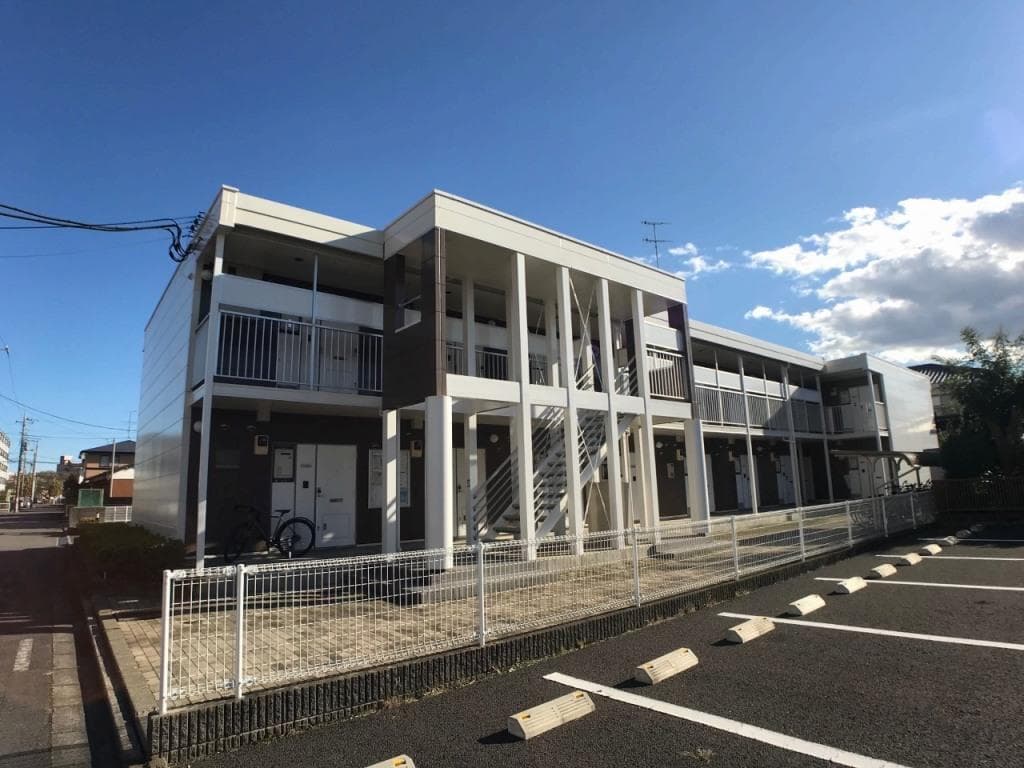 Main exterior of leopalace Avenir Nomura