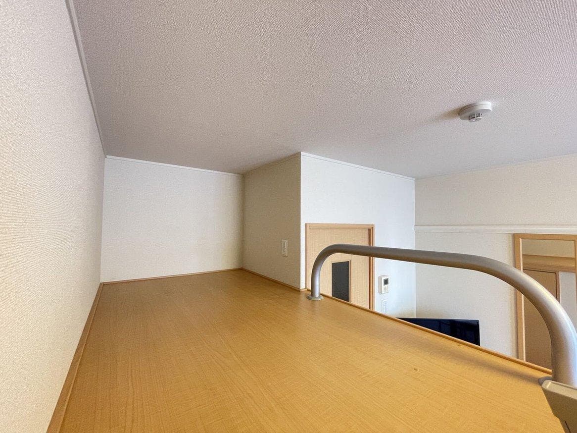 Room image 10