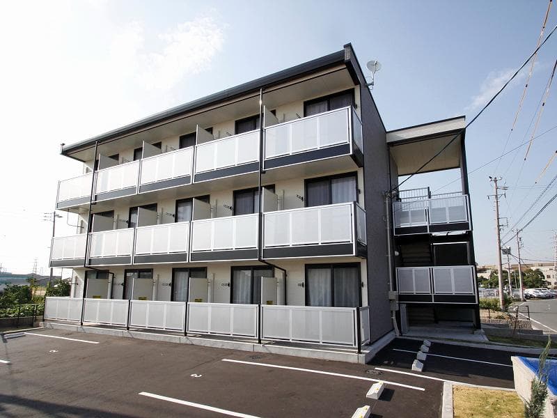 Main exterior of leopalace Ti Kei 7