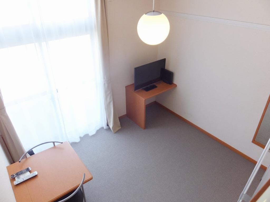 Room image 9