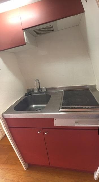Room image 11