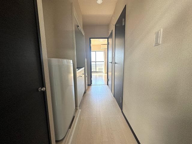 Room image 10
