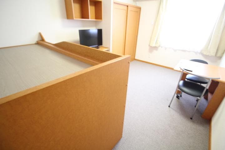 Room image 9