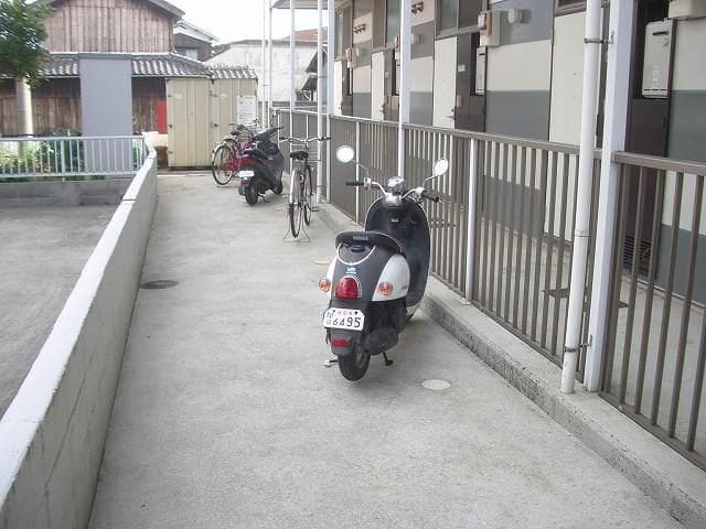 Room image 14