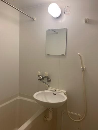 Room image 12