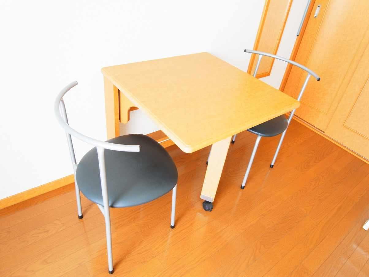 Room image 12