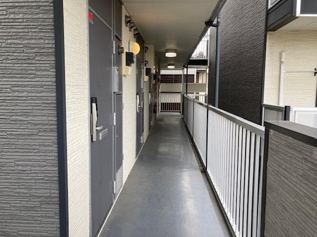 Room image 12