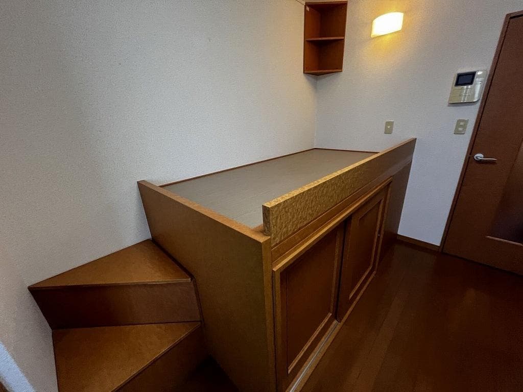 Room image 11