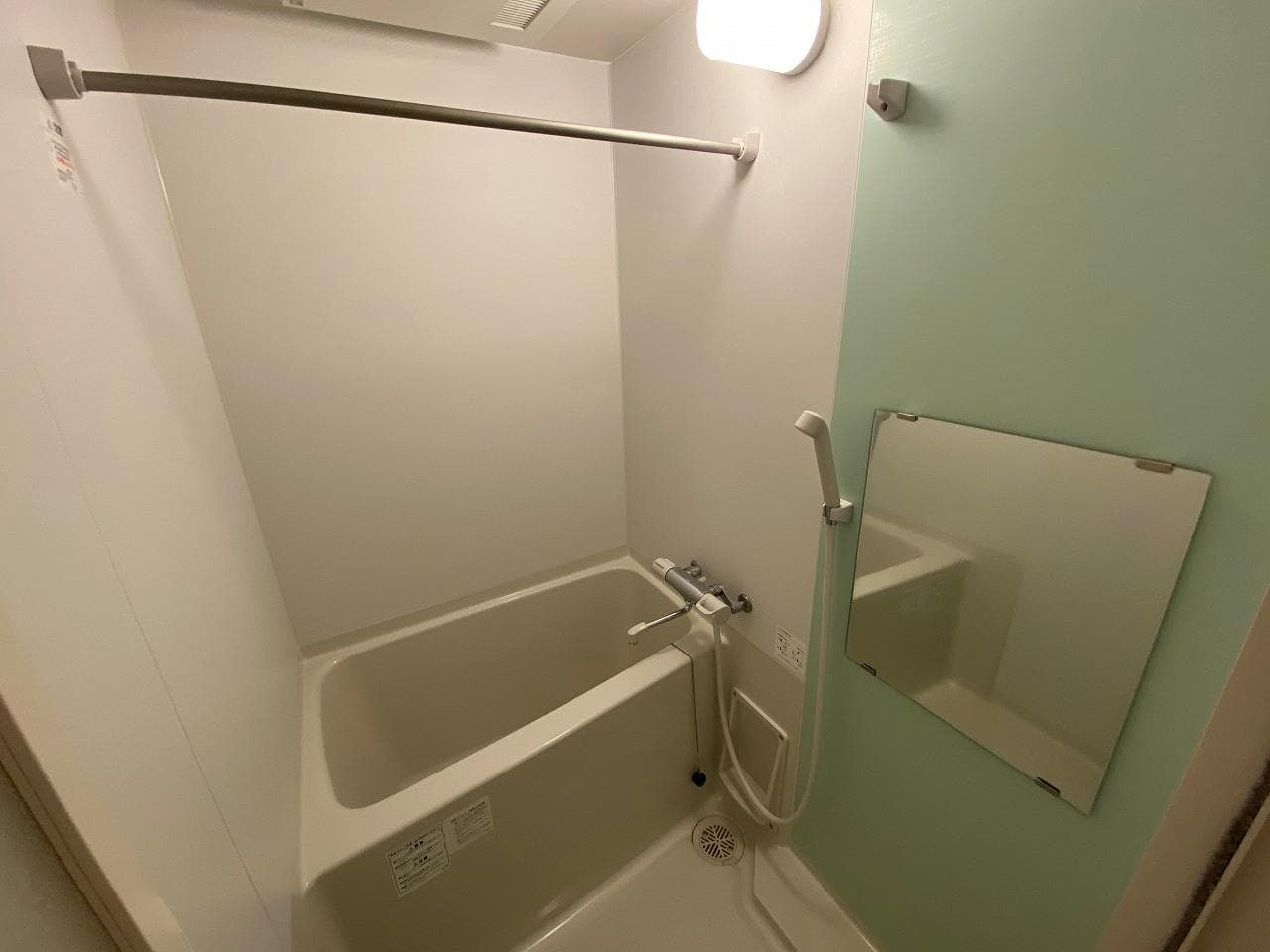 Room image 8