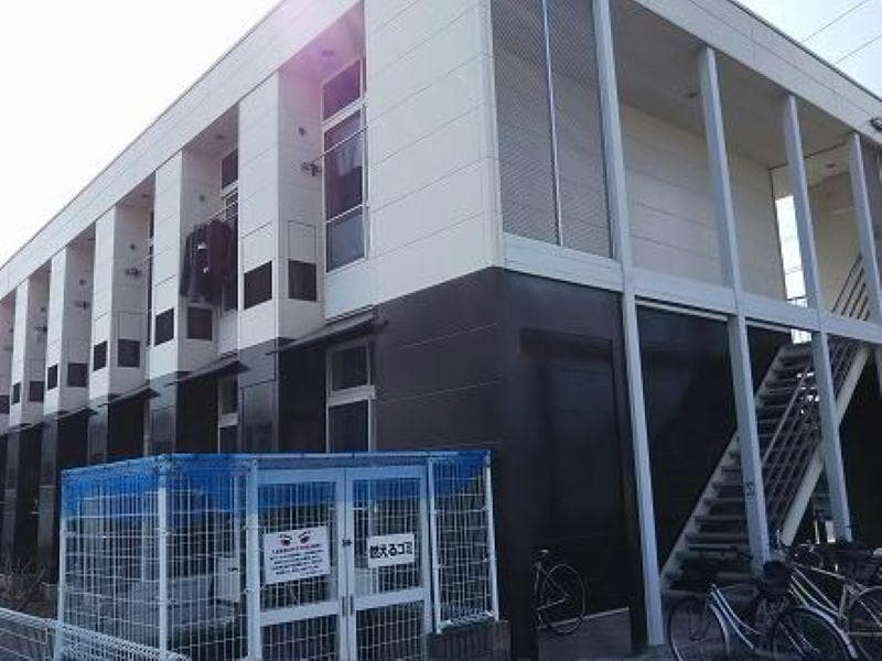 Main exterior of leopalace Sumika