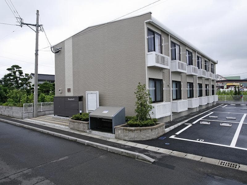 Main exterior of leopalace Prema