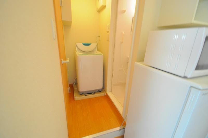 Room image 12