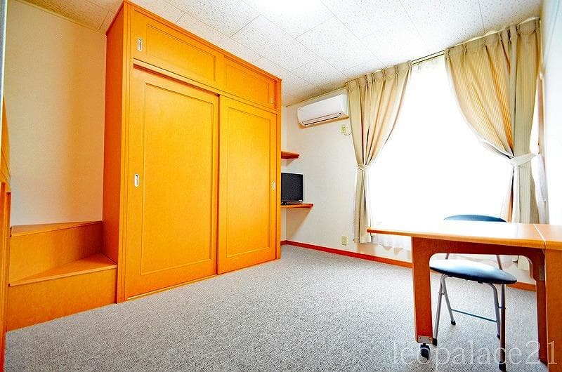 Preview interior of leopalace Sakura