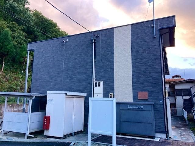 Main exterior of leopalace Tact