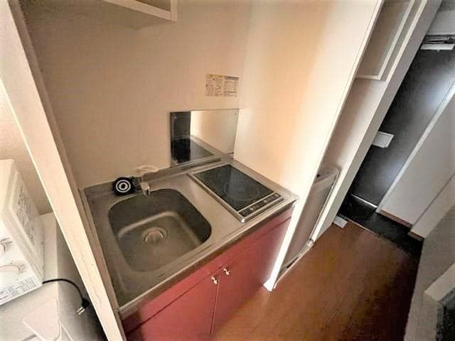 Room image 12